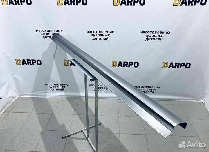 Пороги для Toyota Corolla 150 2006-2013 (E150)