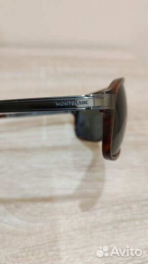 Солнцезащитные очки Montblanc