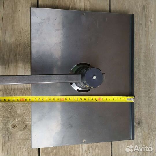 Кронштейн под телевизор или микроволновку