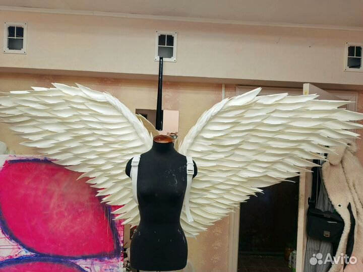 Крылья ангела белые