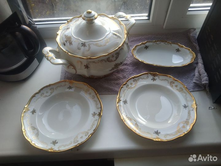 Сервиз столовый