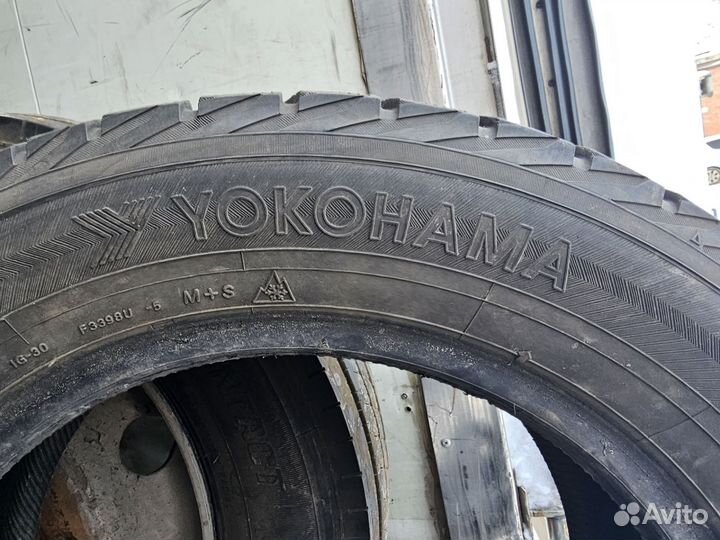 Yokohama Ice Guard IG30 205/60 R16