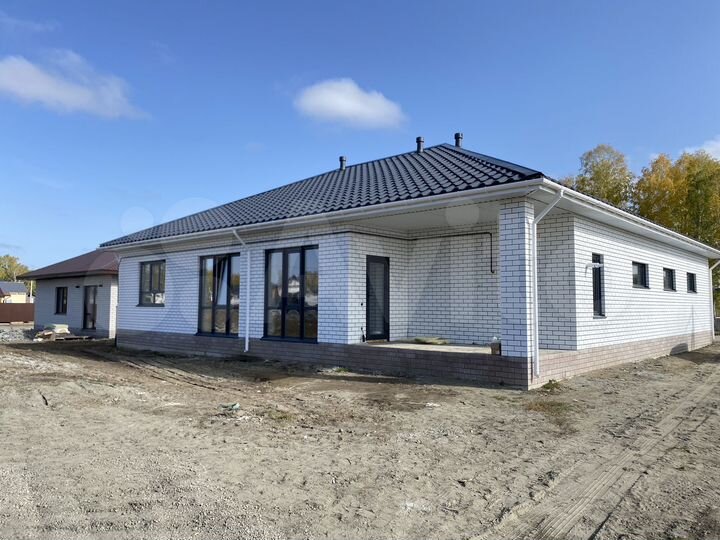 Дом 172 м² на участке 9 сот.