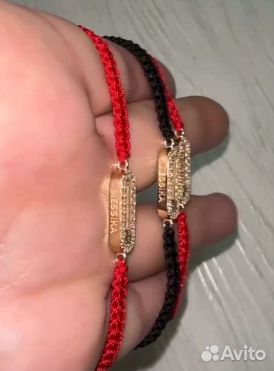 Браслет messika на нитке