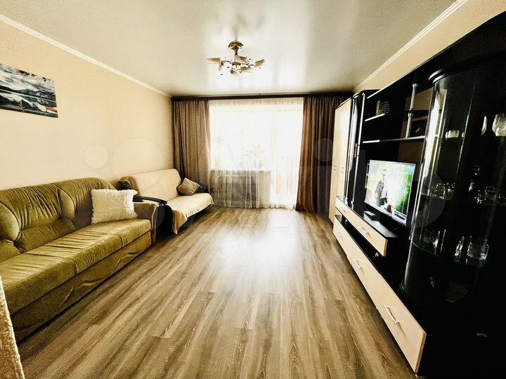 2-к. квартира, 74 м², 7/10 эт.