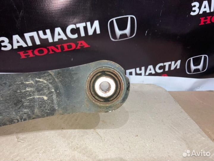 Рычаг задний нижний правый Honda CR-V RM