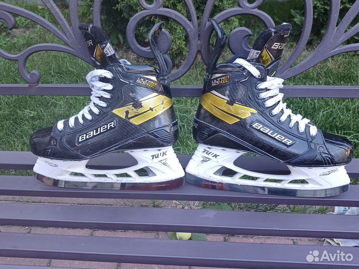 Хоккейные коньки bauer