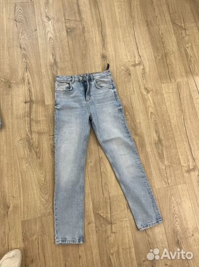 Джинсы zara 34 прямые