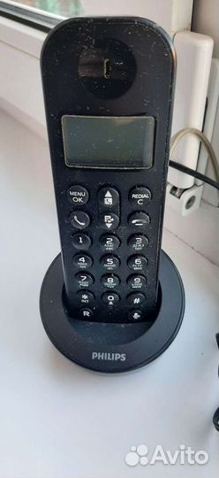 Телефон philips