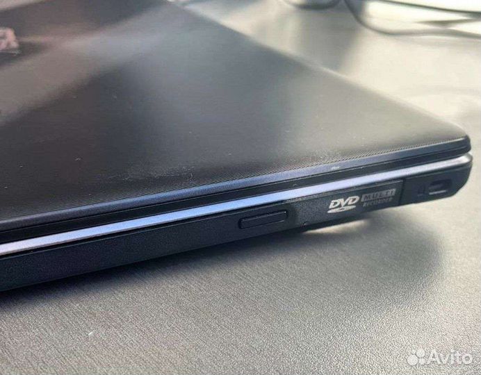 Ноутбук asus