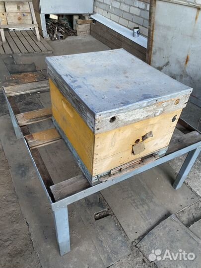 Улий для пчел рут