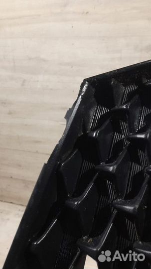 Решетка радитора Kia Rio 4 Fb С 2017 Года