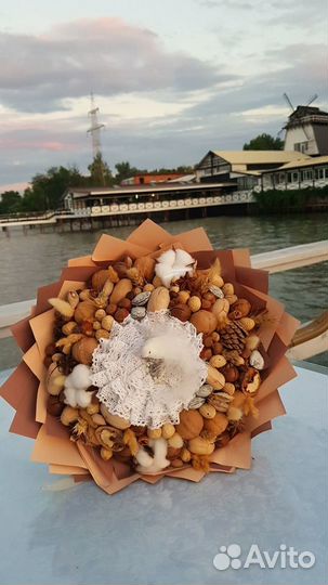 Букеты из фруктов на заказ