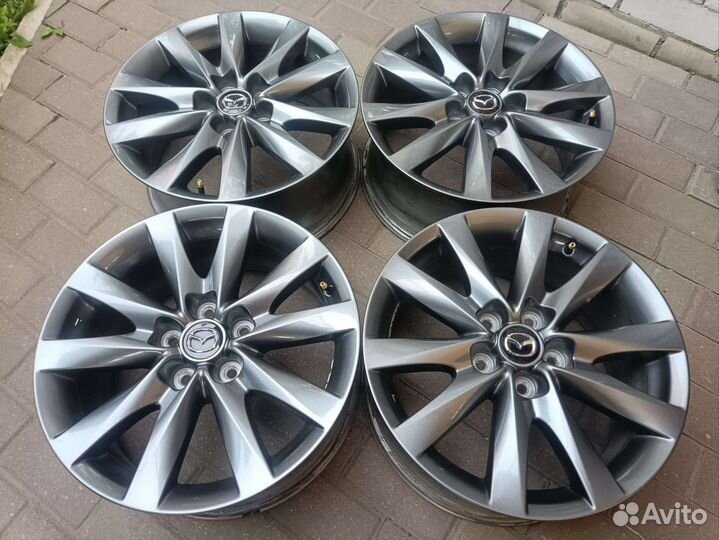 Оригинал Mazda r-17 (5x114,3) 4 шт. как новые