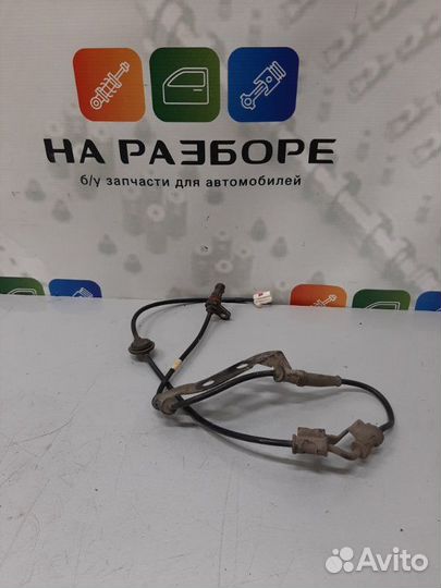 Датчик abs задний левый Hyundai I40 2013