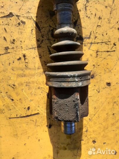 Привод передний левый Volvo S80 В6294T 2002-2006