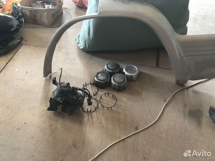 Запчасти на митсубиси паджеро 2