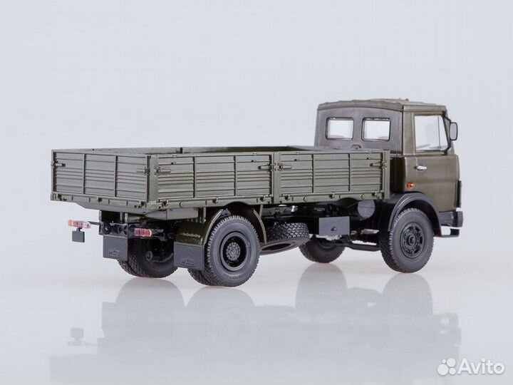 Маз-5337 бортовой (ранняя кабина, хаки), 1987 г