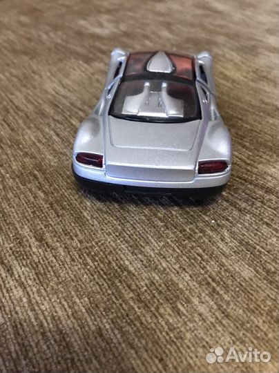 Модель автомобиля