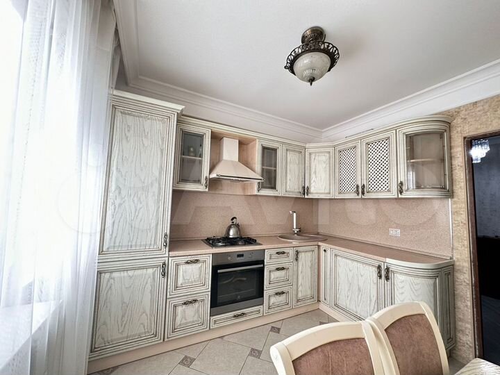 3-к. квартира, 70 м², 8/9 эт.