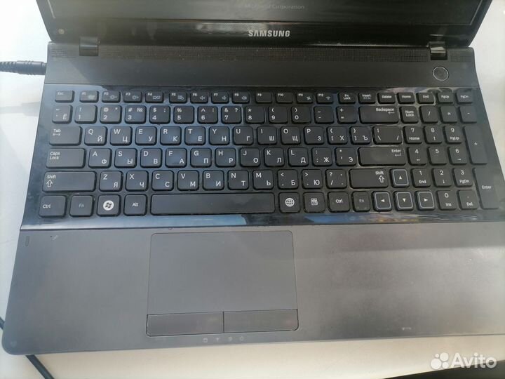 Ноутбук самсунг