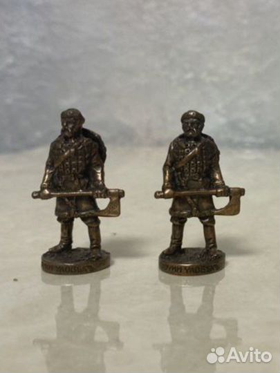 Солдатик воин из киндер сюрприза (цена за 2 шт )