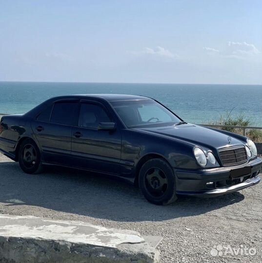 Mercedes-Benz E-класс 2.0 AT, 1998, 380 000 км