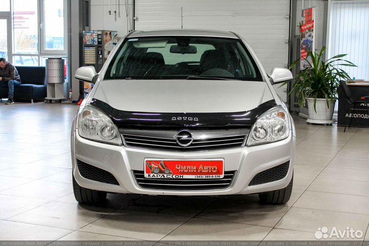Opel Astra 1.6 МТ, 2012, 185 000 км
