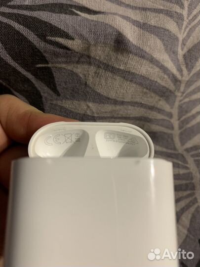 Кейс Apple airpods