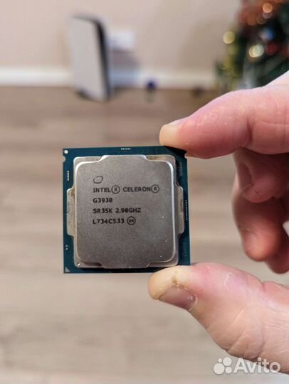 Процессор Intel Celeron G3930