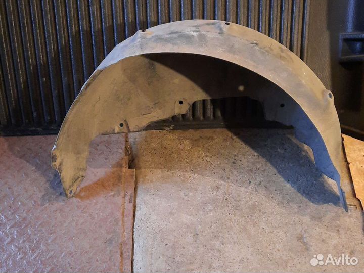 Подкрылок, брызговик задний правый Lifan Solano