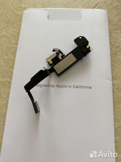 Слуховой динамик со шлейфом для iPhone Xs