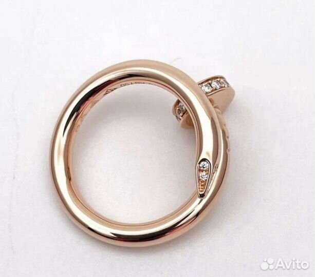 Золотое кольцо Cartier 6.9гр 0.2ct