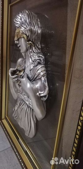 Картина-бюст