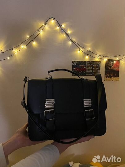 Сумка женская, черная, вместительная