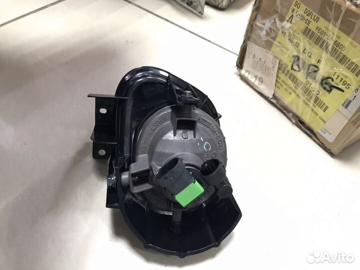 Фара противотуманная Mazda RX8 новая