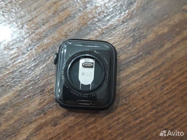 Apple watch 5/SE