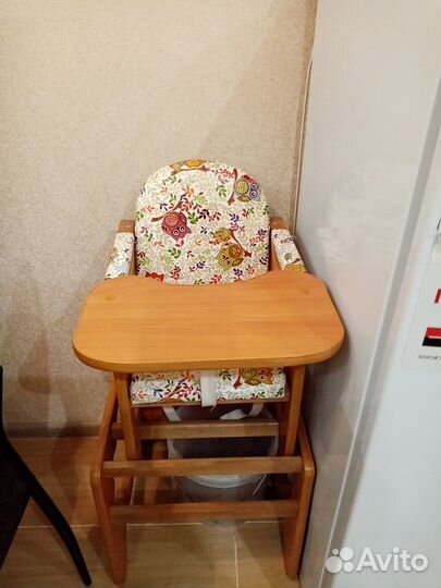 Стульчик для кормления