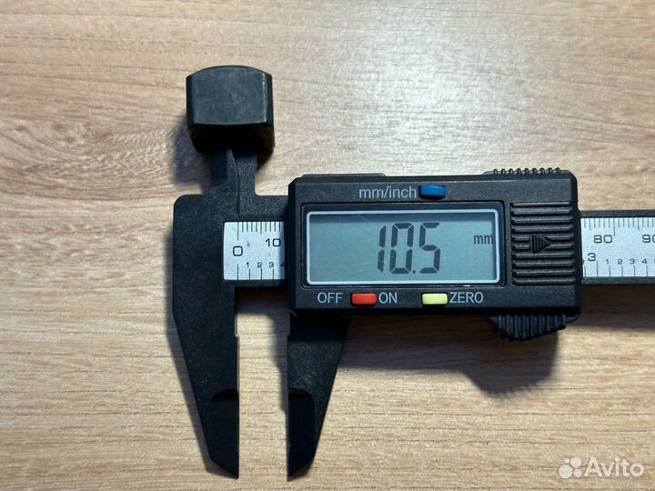 Крепеж трака для асфальтоукладчика Vogele