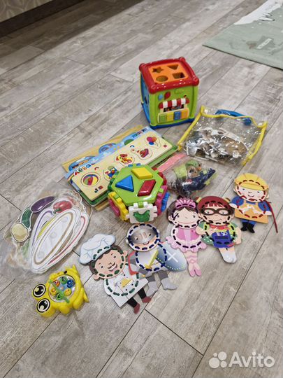 Развивающие игрушки