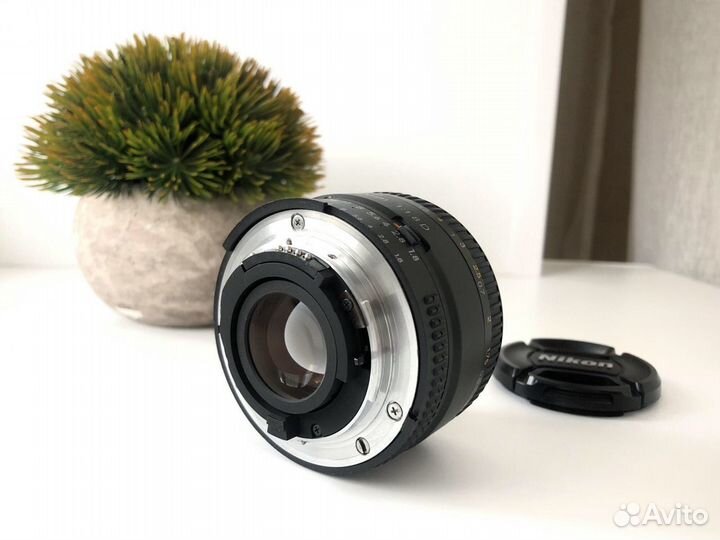 Nikon AF 50mm f/1.8D Nikkor