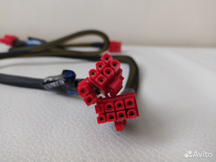 Кабели блока питания и монитора