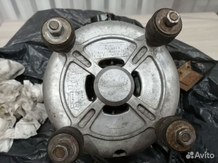 Электродвигатель 220в