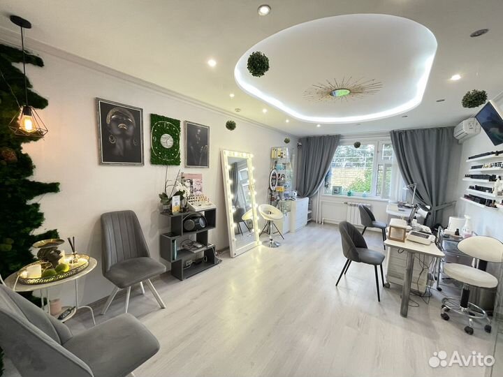 Требуется мастер маникюра и педикюра