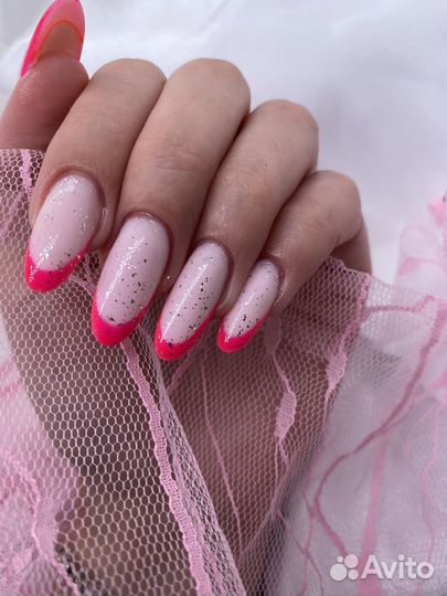 Маникюр, наращивание, педикюр