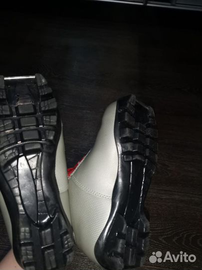 Ботинки лыжные 32 размер