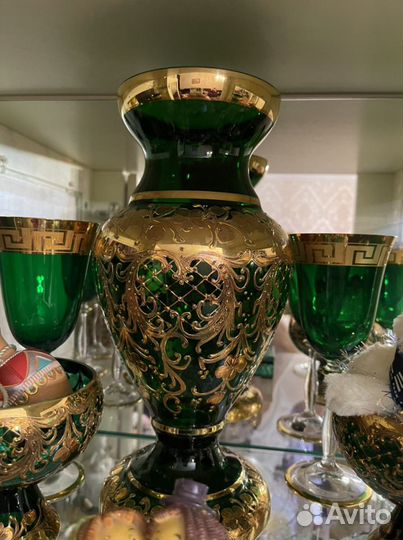 Ваза и бокалы цветной хрусталь