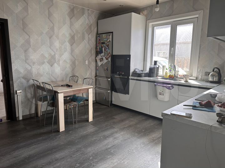 Дом 80 м² на участке 6 сот.