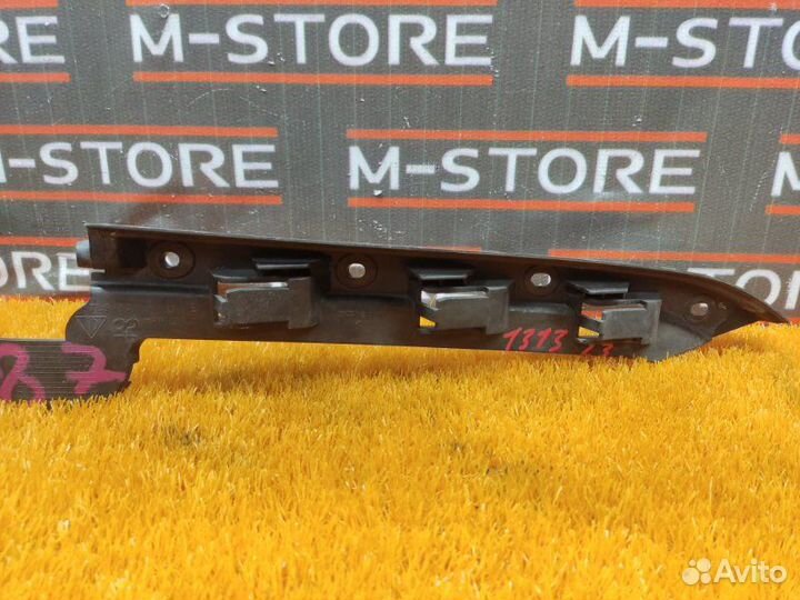 Крепление бампера заднее правое Porsche Cayenne