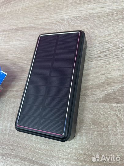 Повербанк 30000 на солнечной батарее